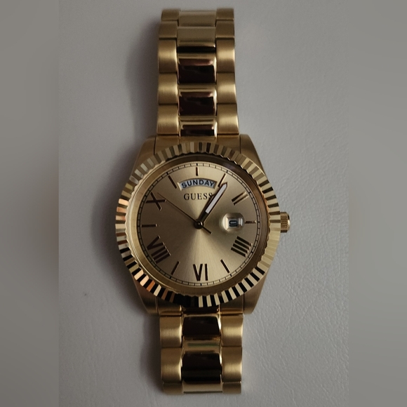 GUESS Analog Men Watch, NEW - Picture 1 of 10